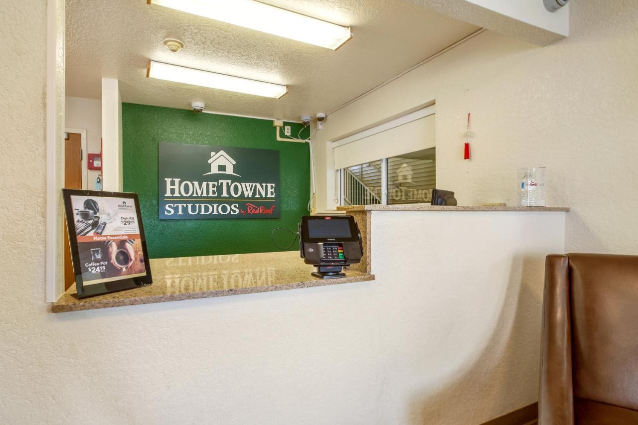 Hometowne Studios By Red Roof Philadelphia - Maple Shade, Nj Exterior photo